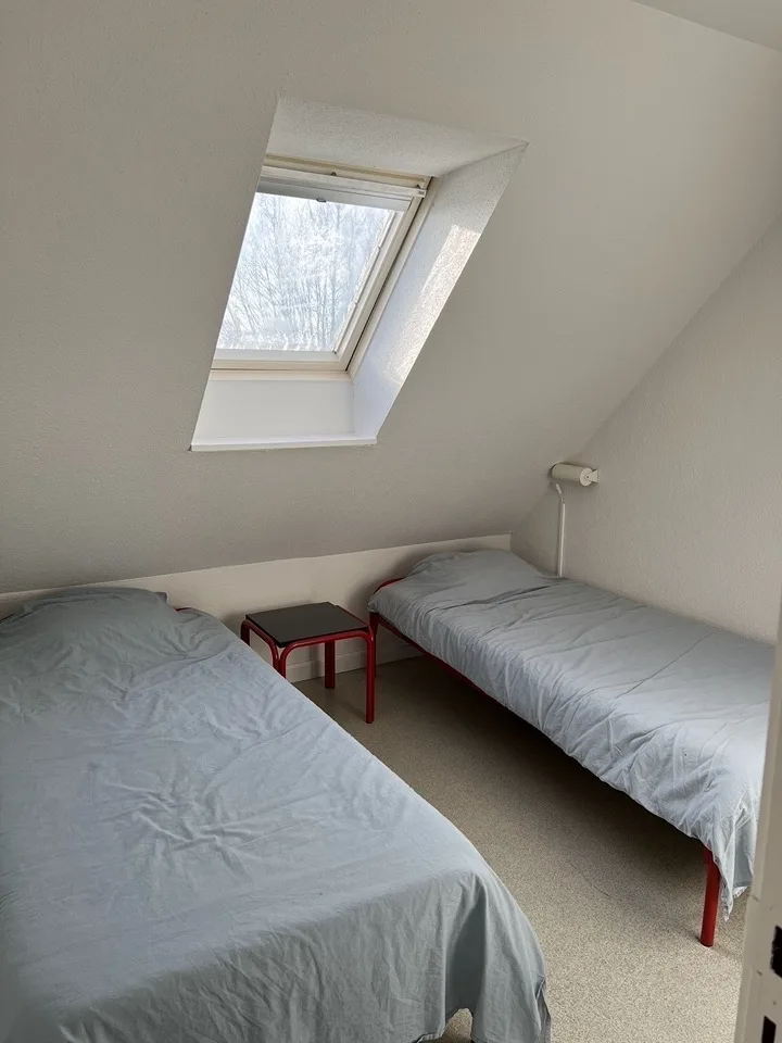 Slaapkamer 3 met twee eenpersoonsbedden